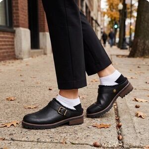 KENSIE "Wrylie" Lined Clogs, Women’s 7, Black